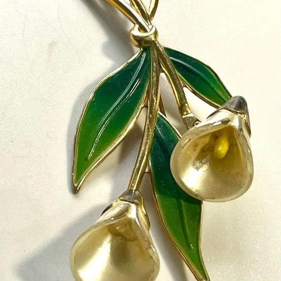 Corocraft Double Calla Lilies Figural Pin Brooch, Older Holly Craft Corn Brooch